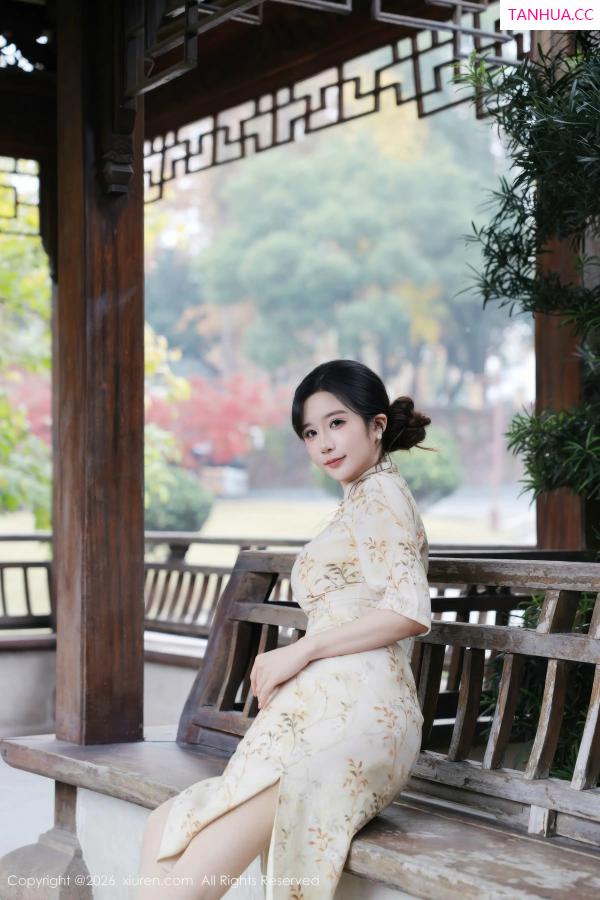   [XiuRen]高清写真图 2026.01.09 No.11214 小肉肉咪 黄色蕾丝内衣第17张图片